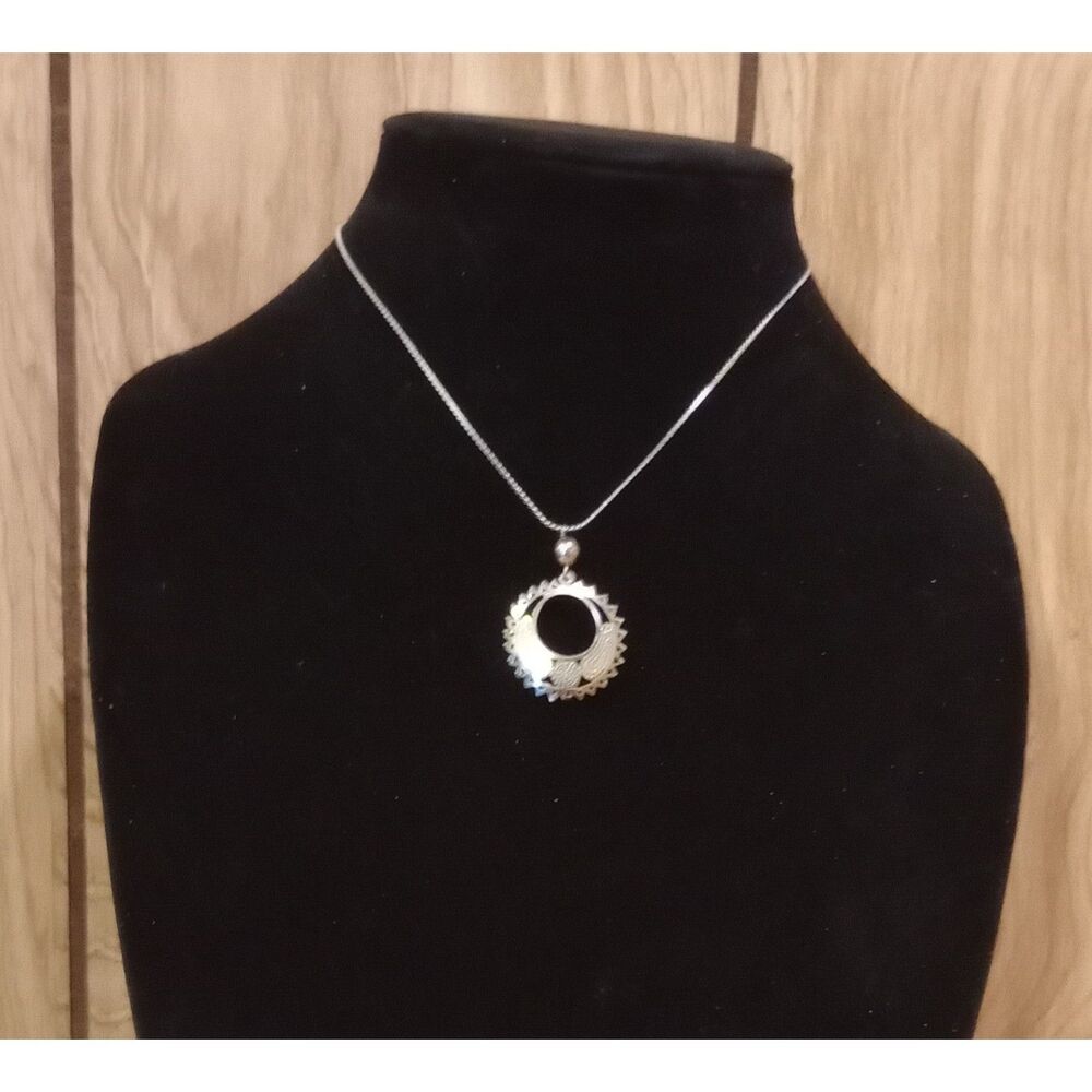 Vintage Napier Circle Pendant Silver Tone 15" Chain Necklace